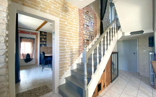 Maison à vendre    6 pièces •  Séreilhac