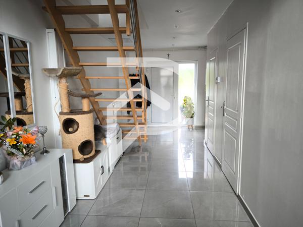 Immeuble 425 m2