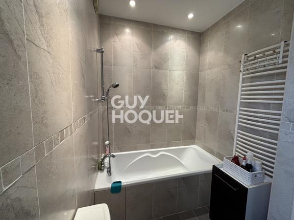 MAISON À VENDRE DE 5 PIÈCES DE 172,00 M²