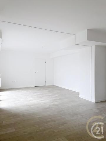 Appartement F4 à vendre  4 pièces - 90,44 m2 COMPIEGNE - 60