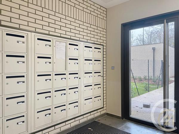 Appartement F4 à vendre  4 pièces - 90,44 m2 COMPIEGNE - 60