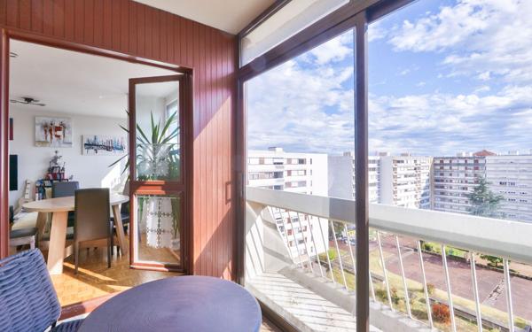Appartement à vendre    4 pièces • 83,43 m2 Lyon 3