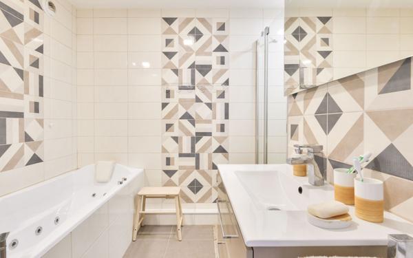 Appartement à vendre    4 pièces • 83,43 m2 Lyon 3