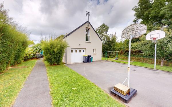 Maison à louer    5 pièces •  Valognes