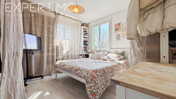 Étampes (91150) F4 lumineux avec caves et box à Étampes