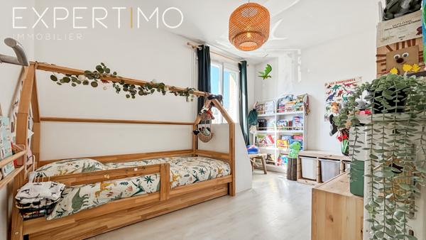 Étampes (91150) F4 lumineux avec caves et box à Étampes