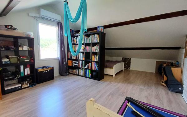 Maison à vendre    7 pièces •  Les Échelles