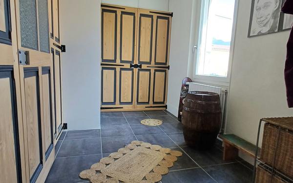 Maison à vendre    7 pièces •  Les Échelles