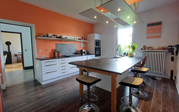 Maison à vendre    7 pièces •  Les Échelles