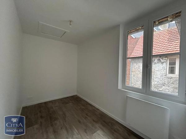 Appartement à louer 4 pièces 78.3m² Dieppe (76200)