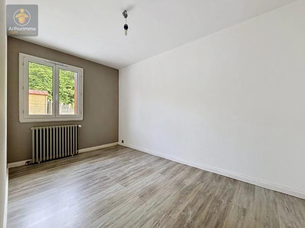 Vente                                                      Maison
                        
                     4 pièces                      82 m2                     à Yerres