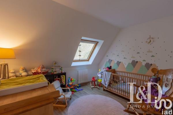 Maison de 6 pièces avec grand charme, en parfait état