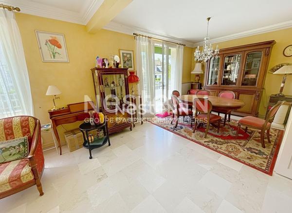 A vendre maison familiale à MORANGIS 91420 située dans un quartier pavillonnaire calme & recherché proche des écoles et des commerces