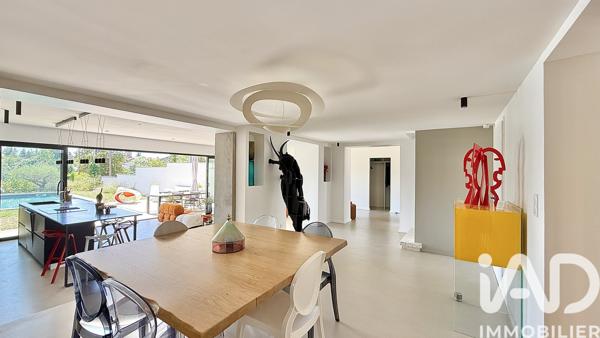 Maison à vendre 7 pièces 203 m² Peaugres