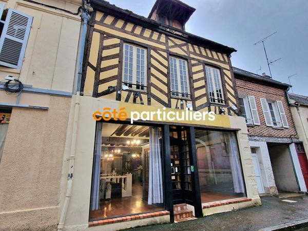 Vente Immeuble204 m² - 4 Pièces - SENS (89100)