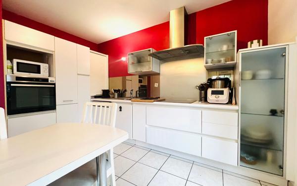 Appartement à vendre    2 pièces •  Tassin-la-Demi-Lune