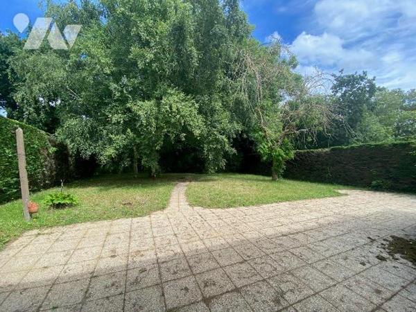 Maison à vendre à Plouha (22580) en Côtes-d'Armor (22)

À Plouha, dans le département des Côt...