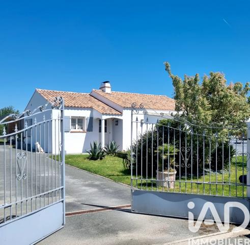 Maison à vendre 6 pièces 185 m² Sallertaine