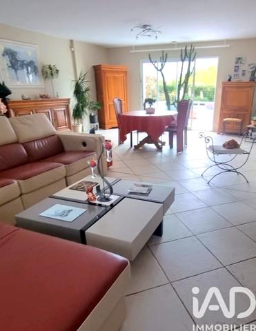 Maison à vendre 6 pièces 185 m² Sallertaine