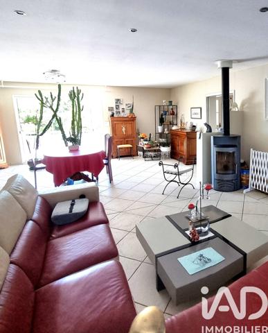Maison à vendre 6 pièces 185 m² Sallertaine
