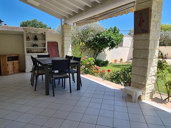 Calme - Sans vis à vis - Exposition Sud – Piscine - Garage