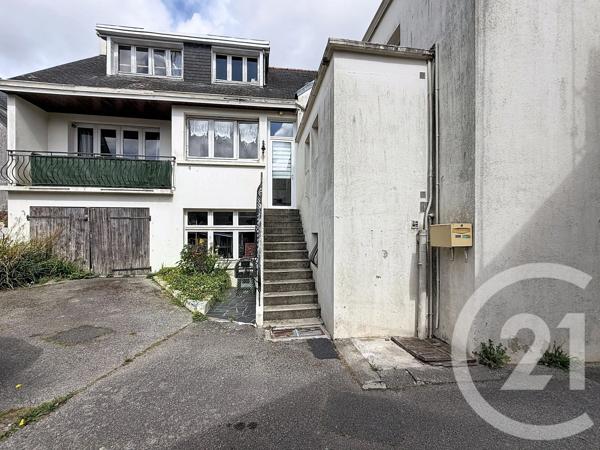 Immeuble à vendre  172 m 2   FOUESNANT  - 29