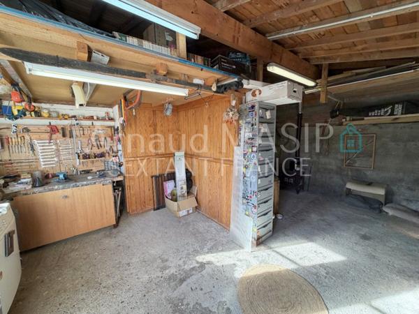 PAVILLON DE PLAIN PIED RENOVE 95M² HAB, JARDIN, TERRACES, GARAGE, ATELIER, PROCHE COMMODITES