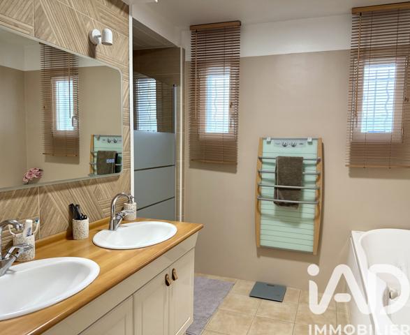 Maison à vendre 7 pièces 154 m² Nantes