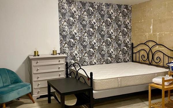 Appartement à louer    1 pièce •  Niort