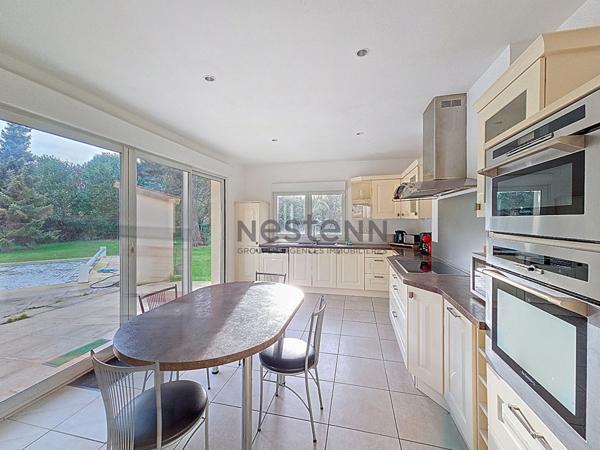 PROPRIÉTÉ FAMILIALE 6 CHAMBRES + BUREAU PISCINE OUISTREHAM