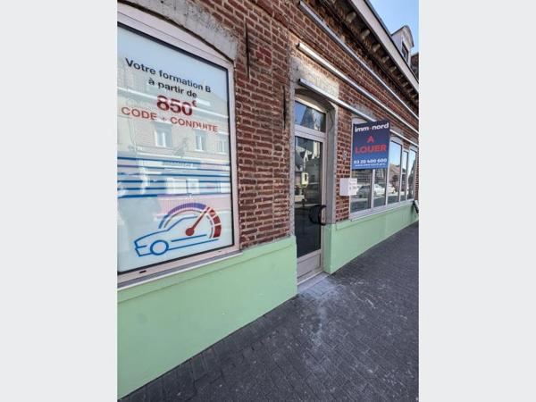 Local commecrial à Vendre à VILLENEUVE D ASCQ 170000 €