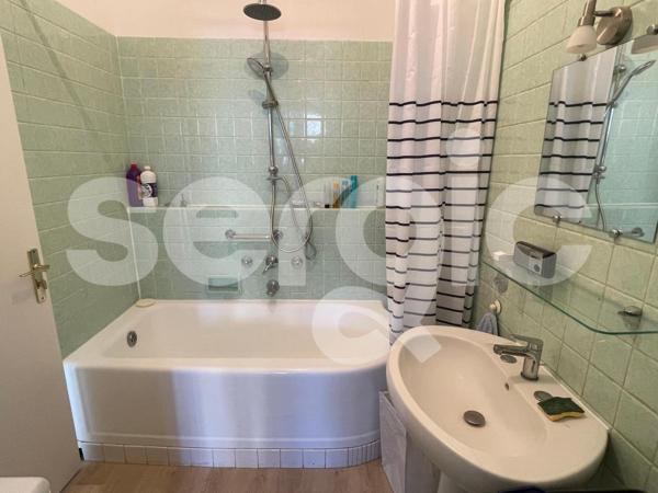 Location 3 Pieces 75 59700 Marcq En Baroeul 14 1064 01 0096