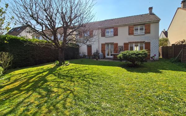Maison à vendre    7 pièces • 120 m2 Jouy-le-Moutier