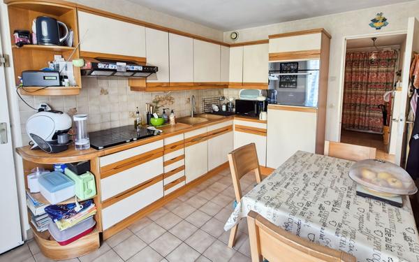 Maison à vendre    7 pièces • 120 m2 Jouy-le-Moutier