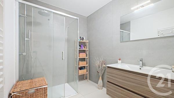 Appartement F3 à vendre  3 pièces - 62,79 m2 NICE - 06