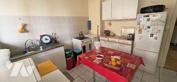 Spécial investisseurs
DK Hypercentre
APT F4 de 82,14 m² hyper lumineux au 2ème Etage sans asc...