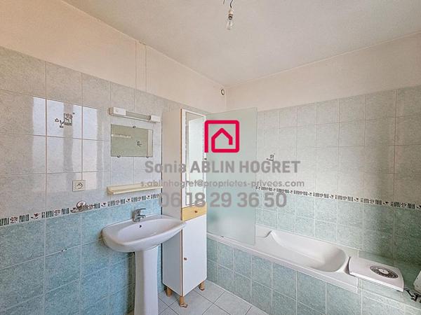 Maison de ville  3 chambres avec garage et terrasse