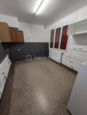 Local d'activités de 160 m²