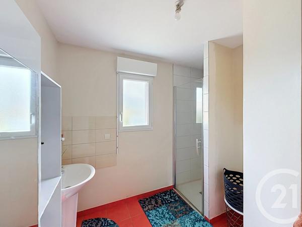 Maison à vendre  4 pièces - 83 m 2   CHANGE  - 53