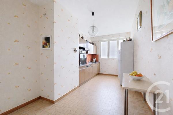 Appartement T5 à vendre  5 pièces - 119,75 m 2   CHOLET  - 49