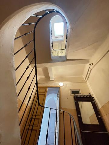 Salernes (83690) IMMEUBLE DE 5 APPARTEMENTS, JARDIN TERRASSE ET GARAGE, SALERNES CENTRE, LE VAR (83) IDEAL INVESTISSEUR