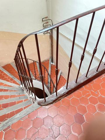 Salernes (83690) IMMEUBLE DE 5 APPARTEMENTS, JARDIN TERRASSE ET GARAGE, SALERNES CENTRE, LE VAR (83) IDEAL INVESTISSEUR