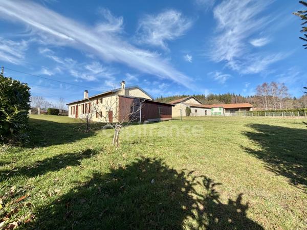 MAISON 120 M², TERRAIN CLOS 1 525 M², DOUBLE VITRAGE, 3 CHAMBRES, TAXE FONCIÈRE 419 €, HAMEAU PAISIBLE