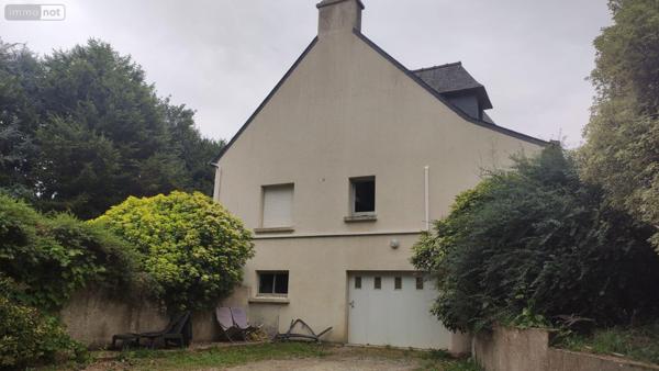 Maison individuelle à vendre à Pluméliau-Bieuzy dans le Morbihan (56930), ref : 065/1796   
Campagne