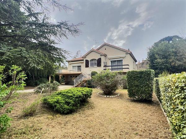 A vendre en exclusivité une maison en viager occupé à Marseille 13012 - Les Trois Lucs