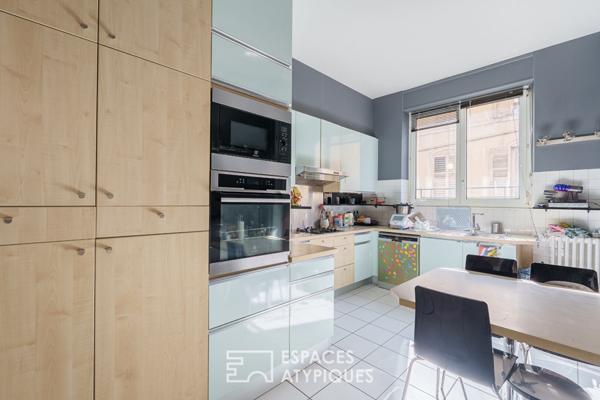 Hôtel particulier en coeur de ville et sa terrasse sur les toits