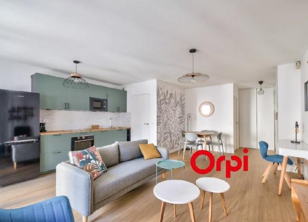 Appartement à louer    3 pièces • 63,70 m2 Lyon 2