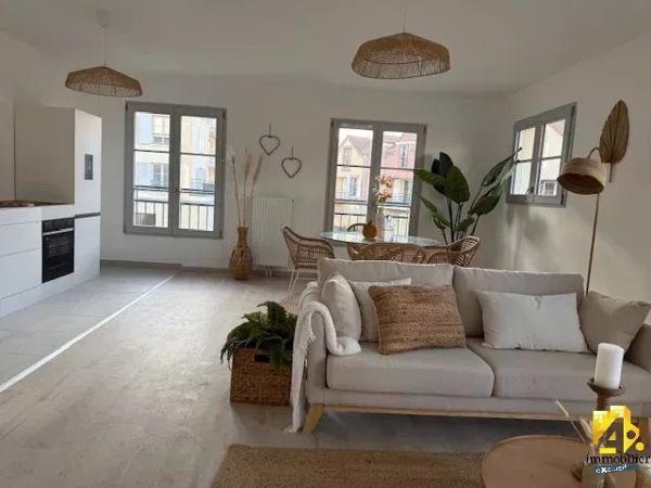 APPART 4 P BALCON PARKINGS
