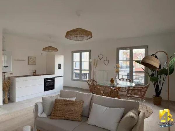 APPART 4 P BALCON PARKINGS