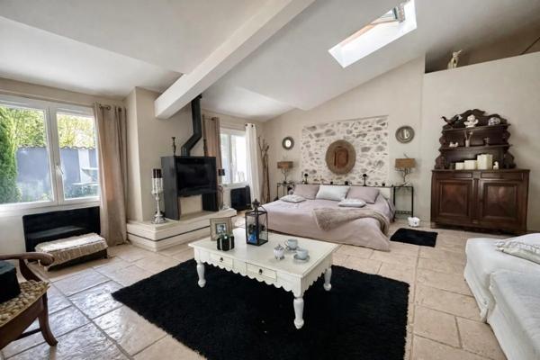 Maison à vendre à Saint-Jean-de-Muzols (07300)
